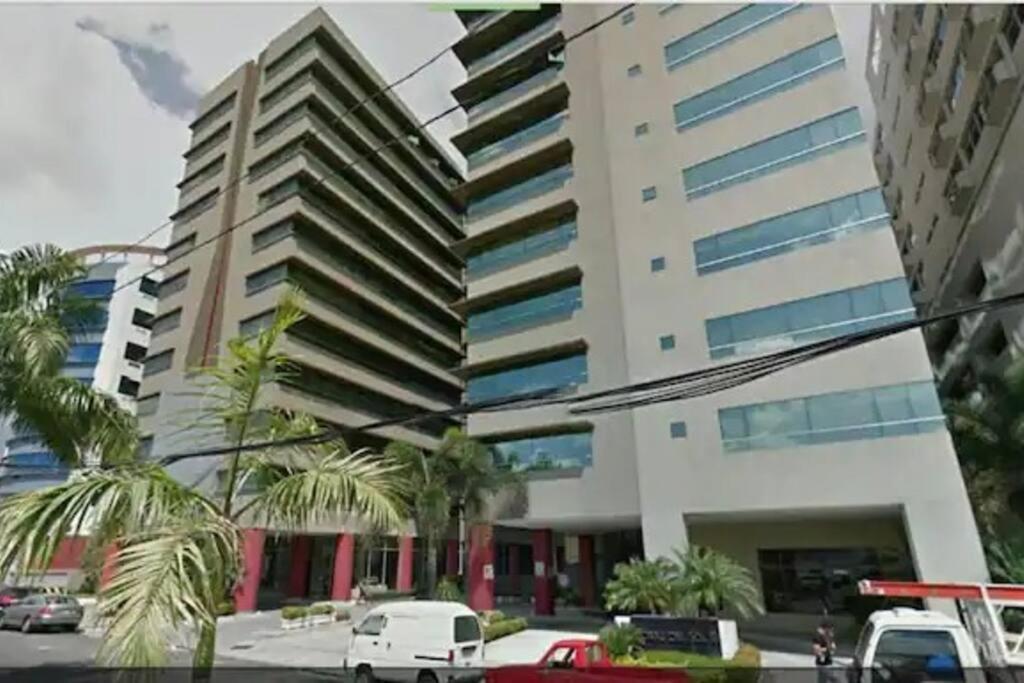 Suite 211 Quito Luaran gambar
