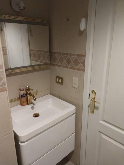 Suite 211 Quito Luaran gambar